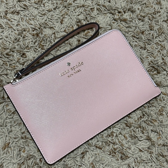 Pink Kate Spade new wallet - Picture 1 of 2